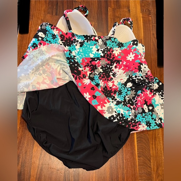 One Piece Bathing Suit - Picture 2 of 3